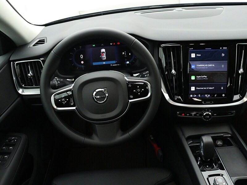 34314868 volvo v60 2 0 b5 cross country awd plus 6 03