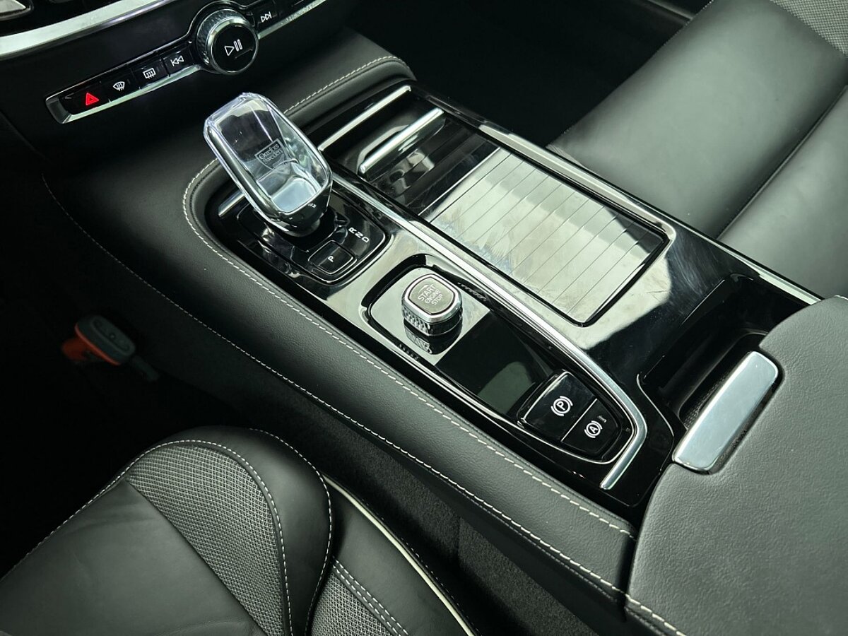 45432830 volvo v60 2 0 t6 dark panorama dak 360 camera trekhaak blis 8 07