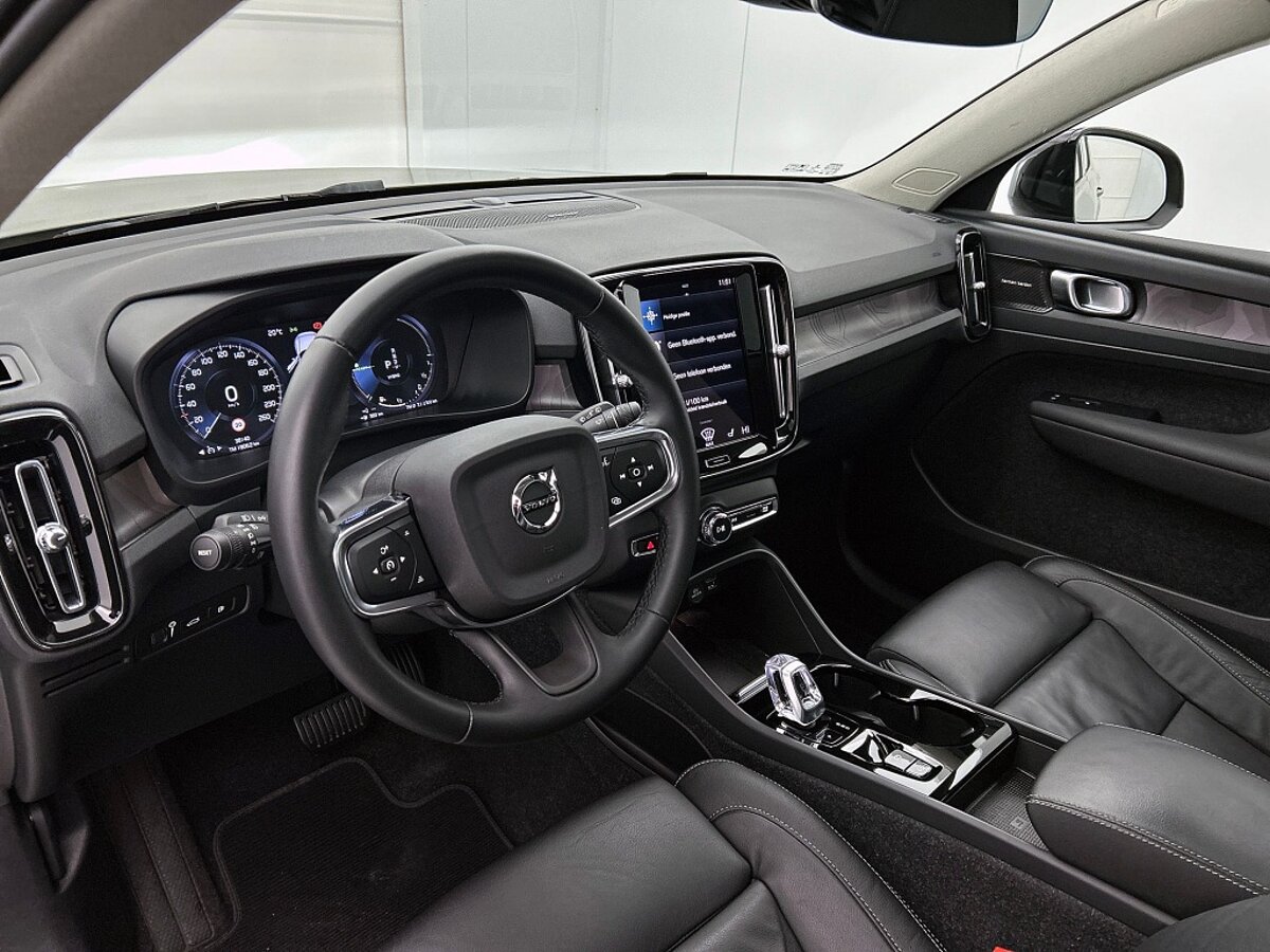 46739666 volvo xc40 1 5 t4 recharge ultimate dark 20inch velgen panoramadak 37