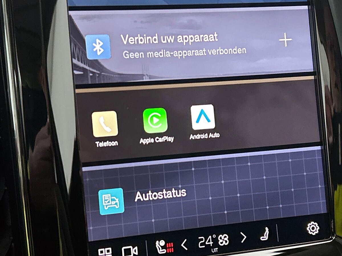 47588242 volvo xc60 2 0 t6 plug in hybrid awd ultimate dark 360 camera adative 95