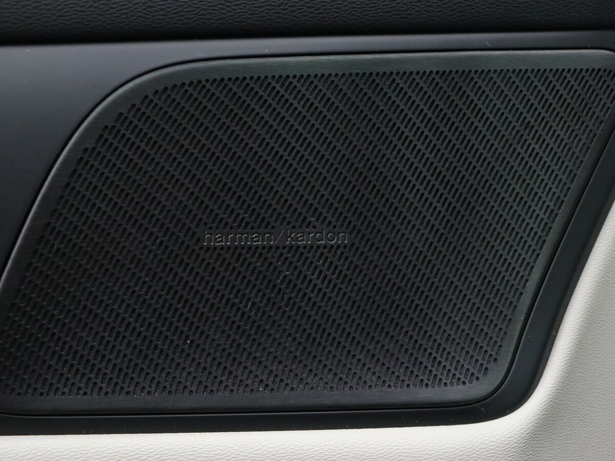36126925 volvo v60 2 0 t5 momentum leder bliss harman kardon trekhaak 45