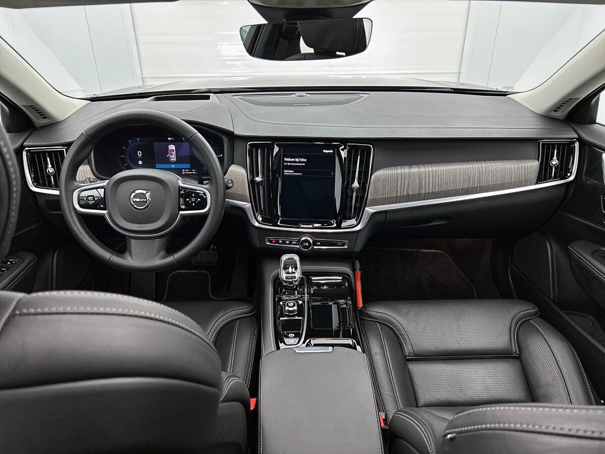 47908534 volvo v90 2 0 t6 awd ultimate bright 67