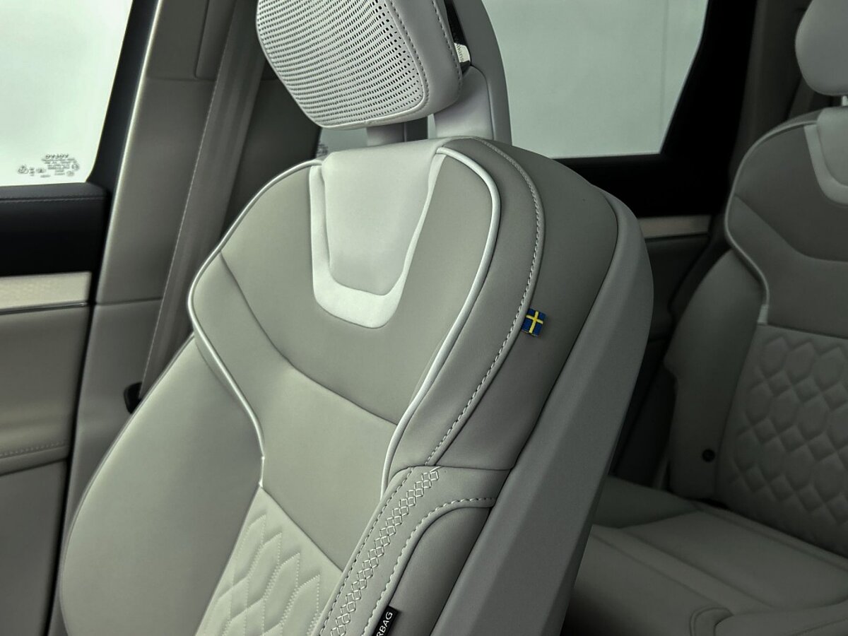 45753127 volvo ex90 twin performance ultra 7p 111 kwh luchtvering pilot assist pac 23