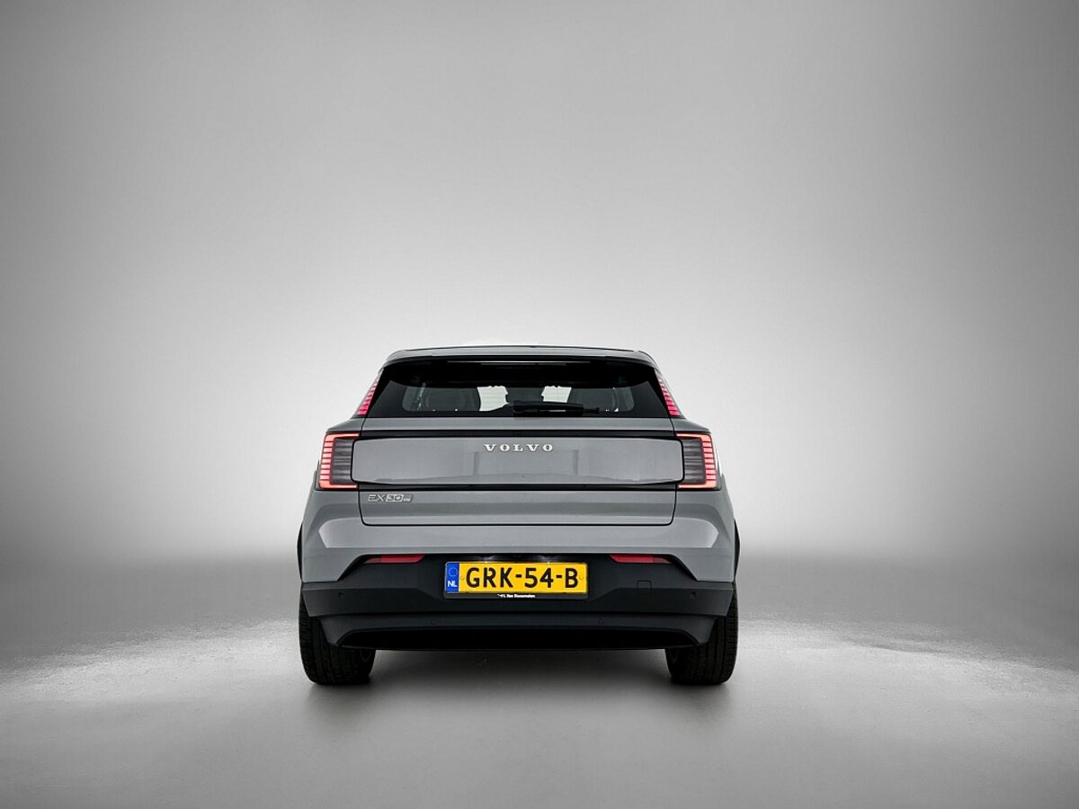 47803347 volvo ex30 extended range plus pine trekhaak climate pack 3 07