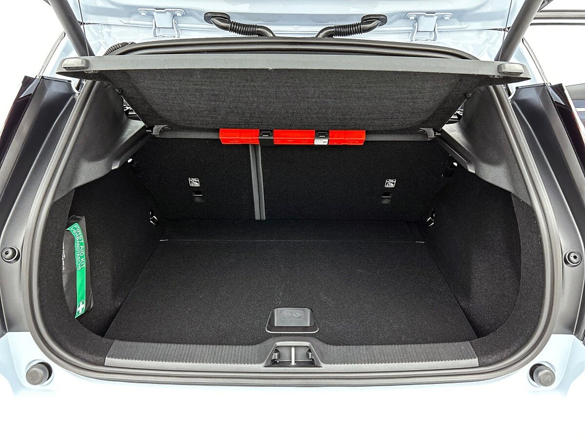 46286111 volvo ex30 ex 30 extended range 2wd plus voorraad climate pack zwart 22