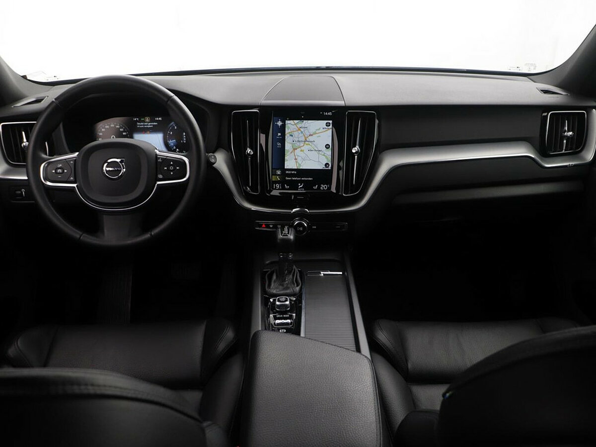 35649010 volvo xc60 2 0 t4 momentum pro leder bekleding adaptive cruise camera e01659