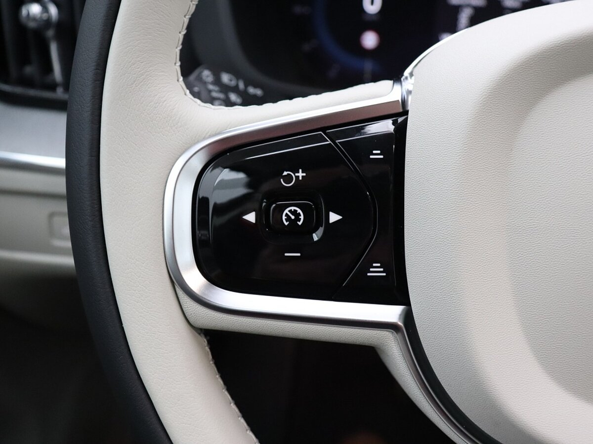 41464877 volvo xc60 2 0 t6 awd ultimate bright 241bfa