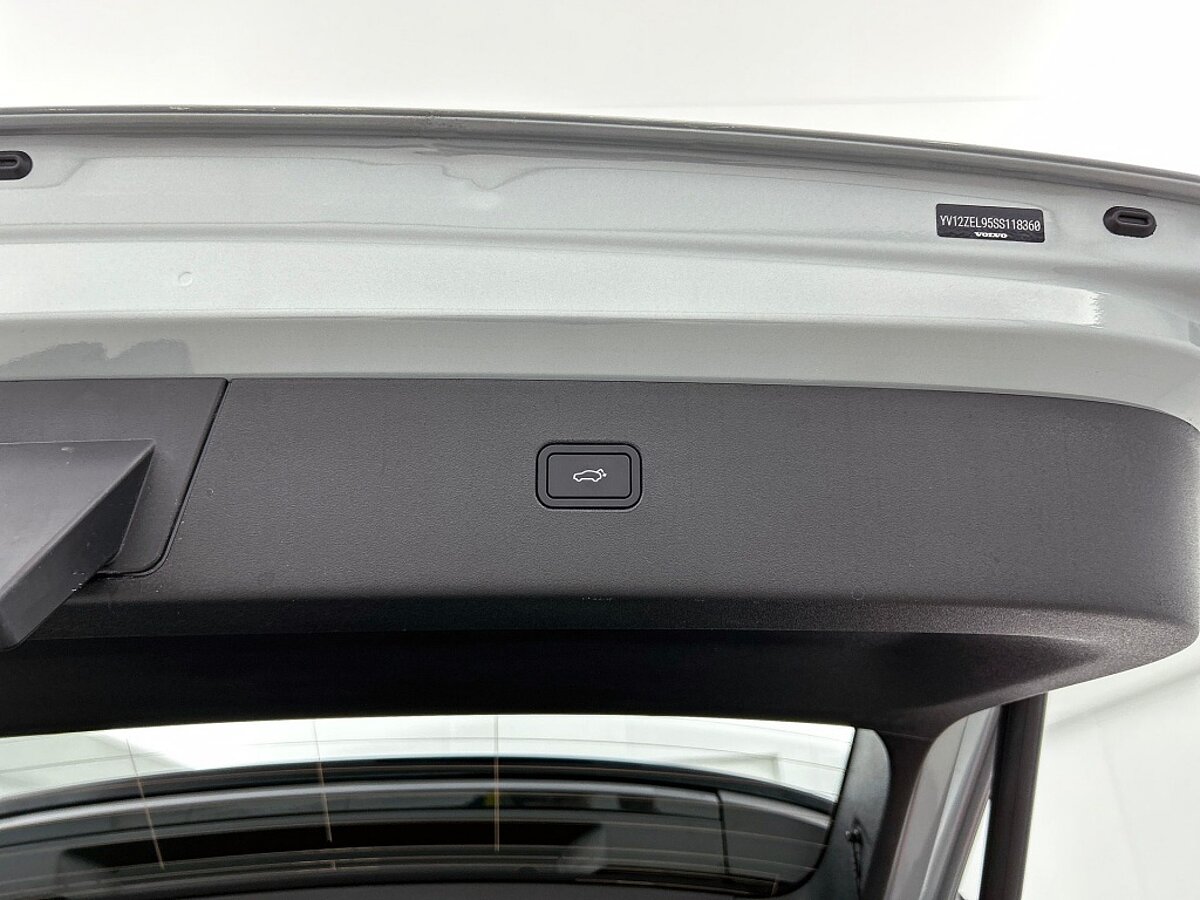 47803347 volvo ex30 extended range plus pine trekhaak climate pack c10f62