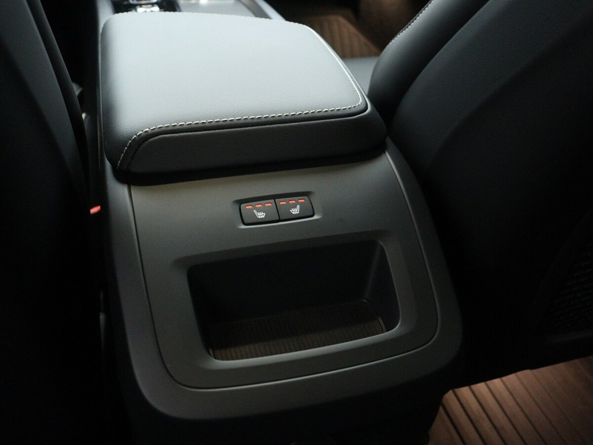43874128 volvo v60 2 0 b3 plus dark adaptive cruise el stoelen stoelverwarmi 8b8a0f