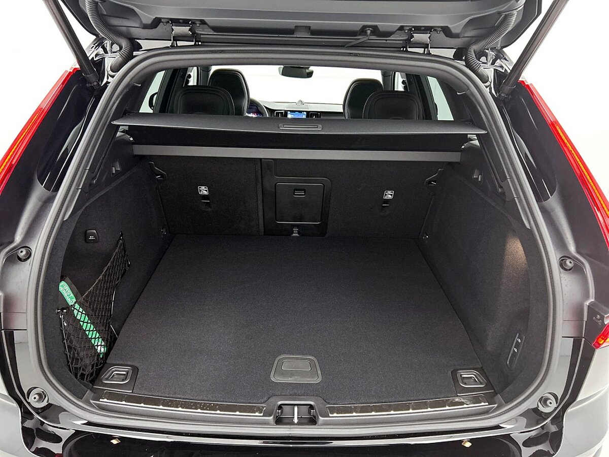 46843930 volvo xc60 2 0 t6 awd ultra black edition bowers wilkins luchtvering 09