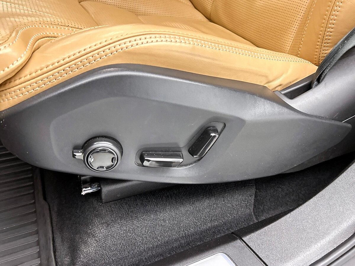 47908535 volvo xc90 2 0 t8 awd ultimate bright luchtvering leder panoramadak 62