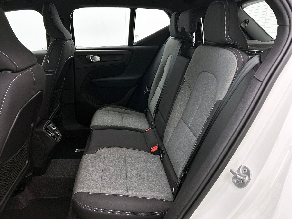 48723966 volvo xc40 2 0 b4 plus dark trekhaak blis harman kardon audio 59