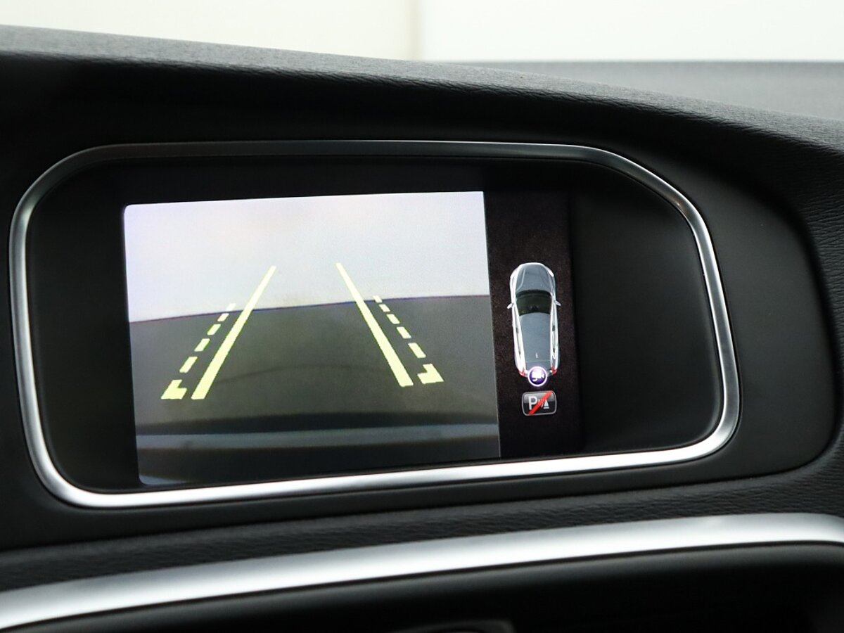 35472655 volvo v40 2 0 t4 bns sport panorama dak navigatie camera achter le 76