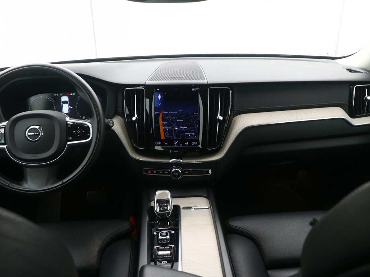 43269172 volvo xc60 2 0 b5 inscription panoramadak rondomzichtcamera harman ka 8b82fd