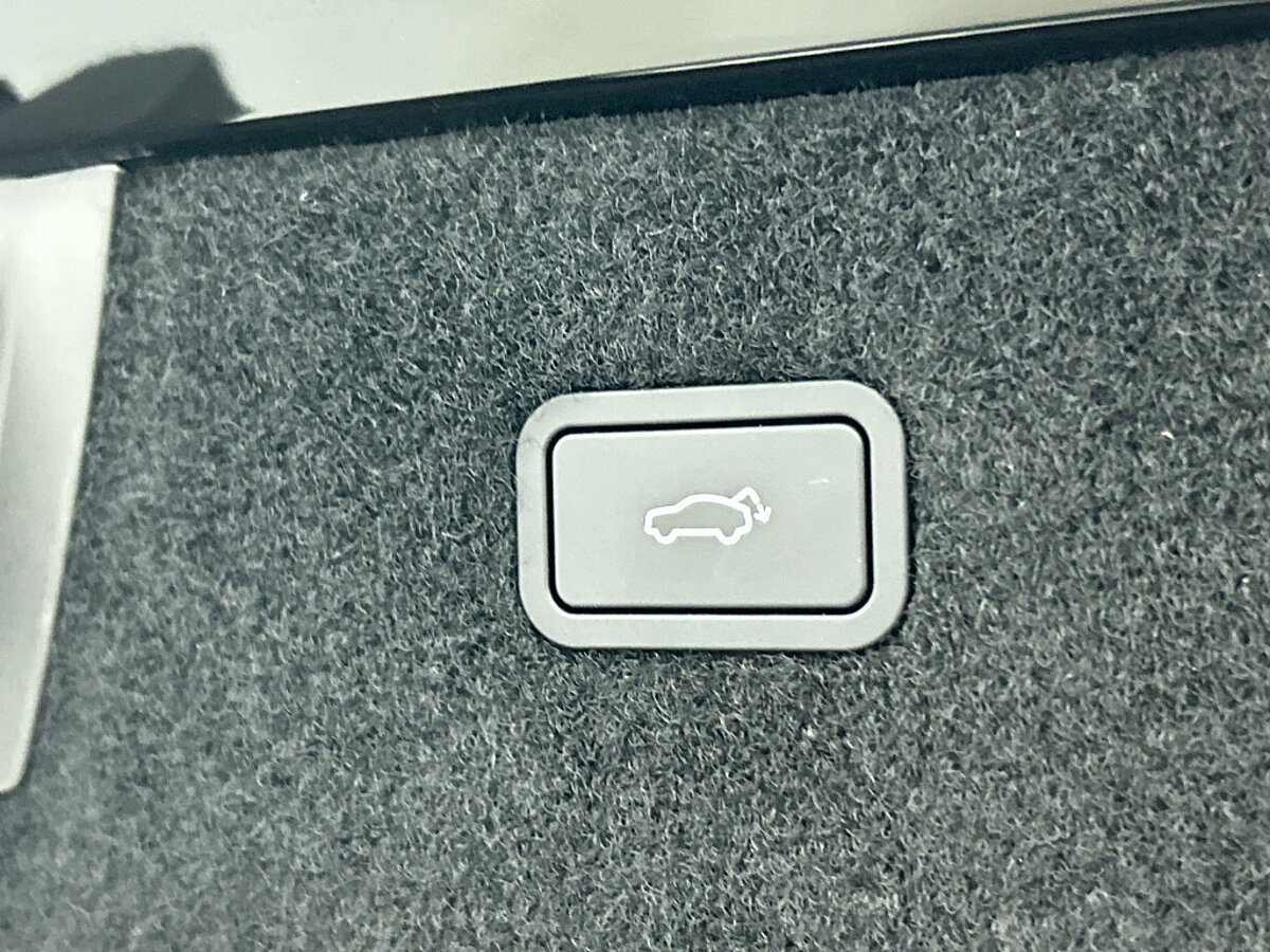 47070727 polestar 4 long range single motor 100 kwh pilot plus pro tailored knit 54