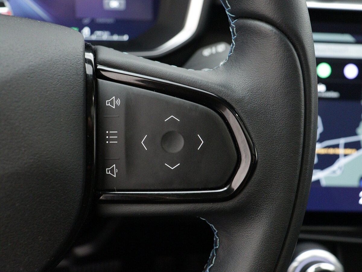 44878677 lynk co 01 1 5 phev 31