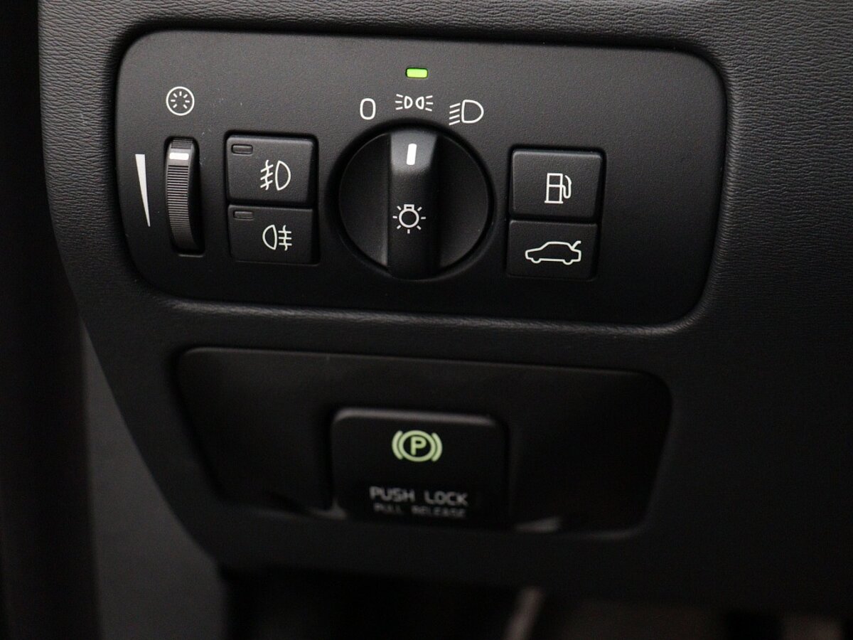 43852240 volvo v70 1 6 t4 limited edition 9d02c9