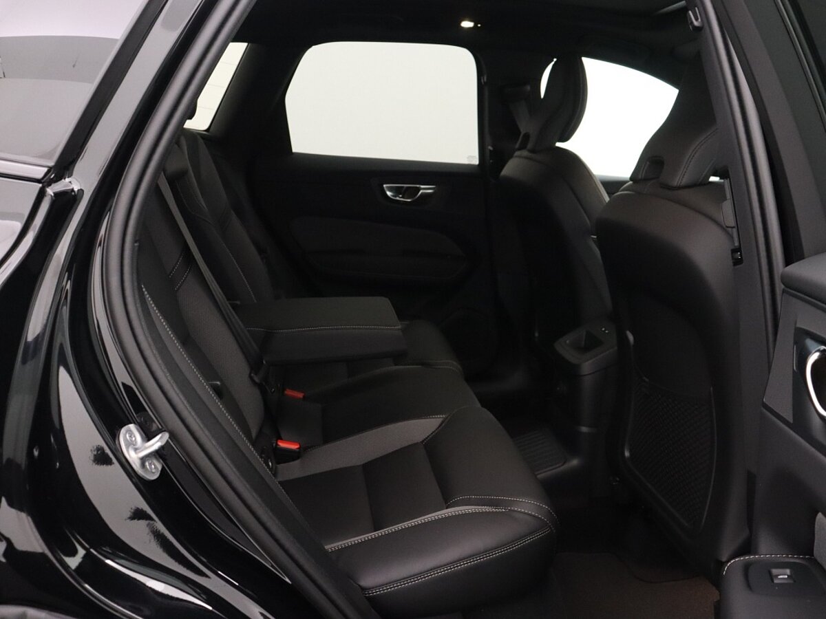 44998435 volvo xc60 t6 awd plus dark harman kardon 21 velgen 03