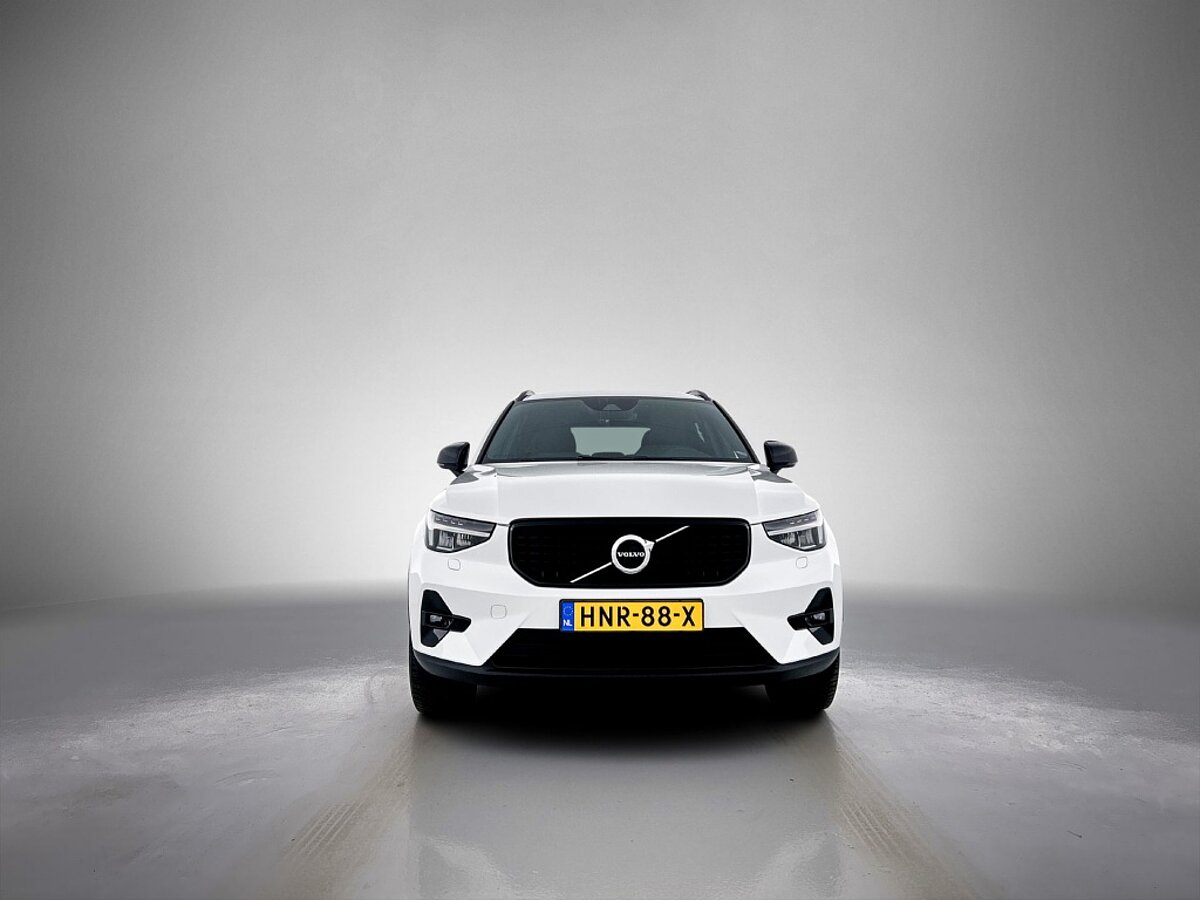 45055180 volvo xc40 1 5 t4 recharge plus dark trekhaak harman kardon 6 04