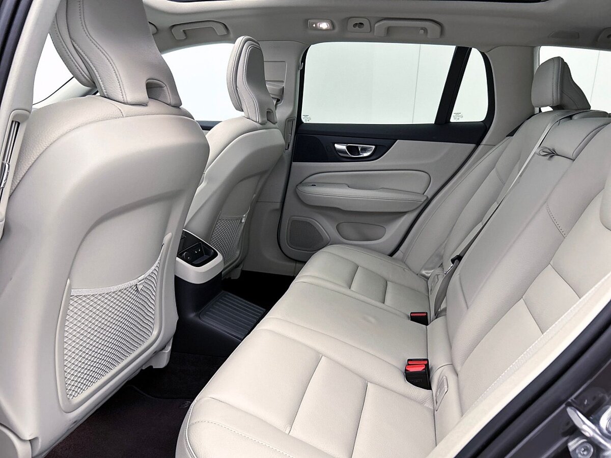 45912620 volvo v60 2 0 t6 awd ultimate bright 360a camera trekhaak panoramada 094f14