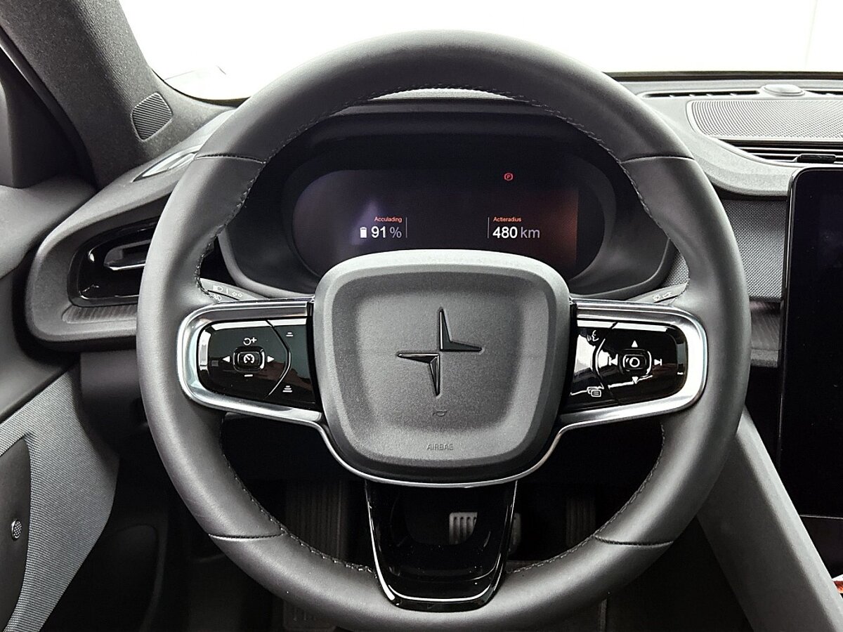 46401148 polestar 2 long range single motor 82kwh plus pixel led 43