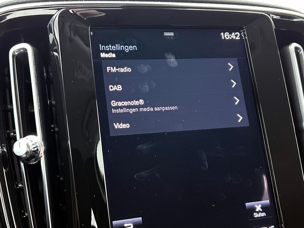 48970631 volvo xc40 1 5 t2 business pro trekhaak blis navigatie dab 06