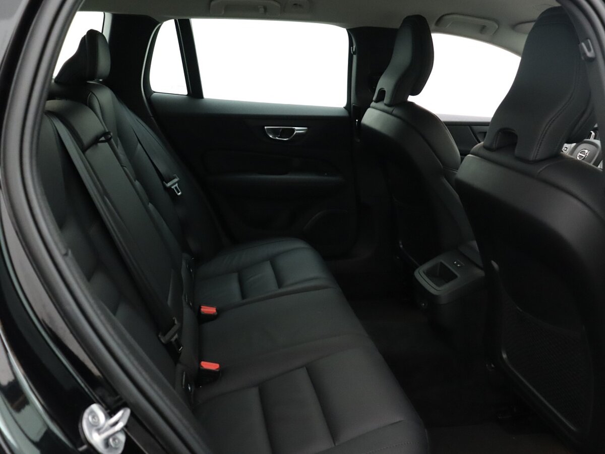 36101676 volvo v60 2 0 b4 plus bright 79