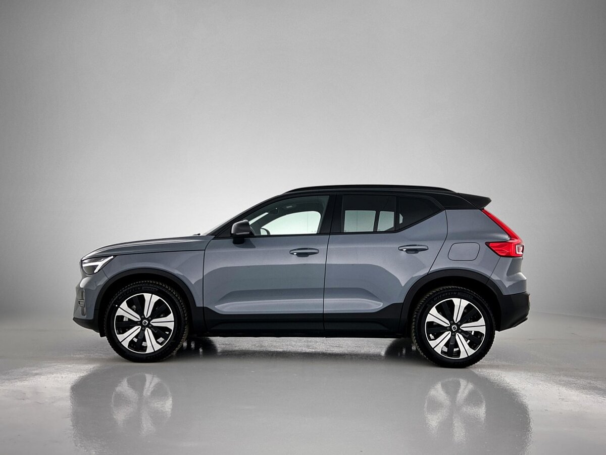 44407024 volvo xc40 recharge plus 70 kwh 2 11