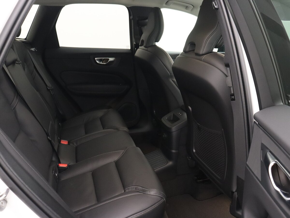 44716652 volvo xc60 t6 awd ultimate dark 21 velgen trekhaak nappa leder 04