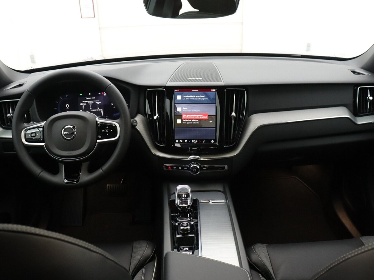 44998435 volvo xc60 t6 awd plus dark harman kardon 21 velgen 5 01