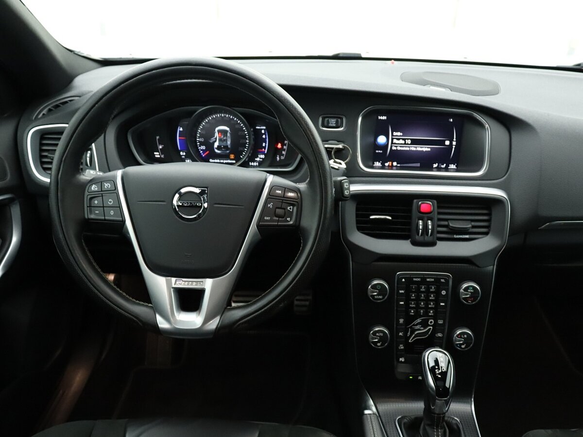 36007765 volvo v40 1 5 t3 polar sport panoramadak navigatie pdc 6 04
