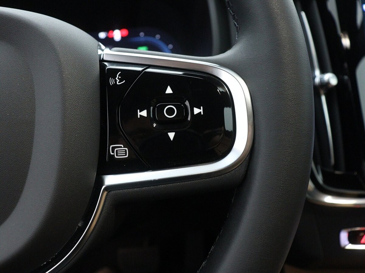 39296260 volvo s90 t8 awd plus dark getint glas geperforeerd leder 8b6d80