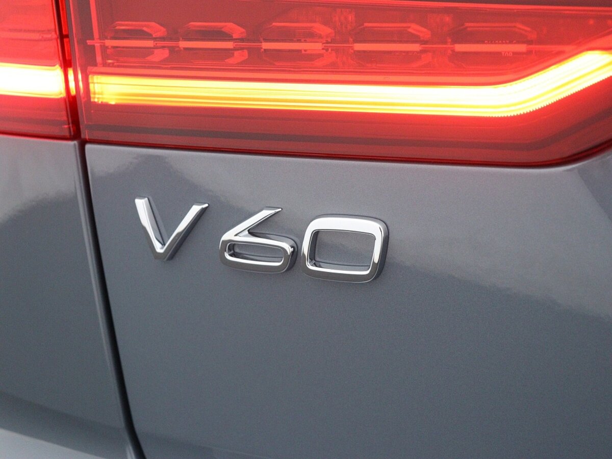 43874128 volvo v60 2 0 b3 plus dark adaptive cruise el stoelen stoelverwarmi a20fc0