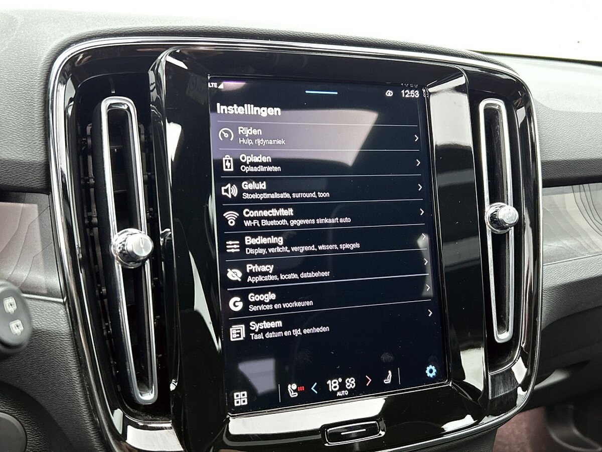 46742271 volvo xc40 extended range ultimate 82 kwh 20inch velgen panoramadak 7 01