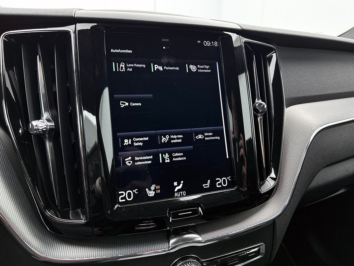 47249816 volvo xc60 2 0 t8 awd r design panoramadak alcantara leder 9