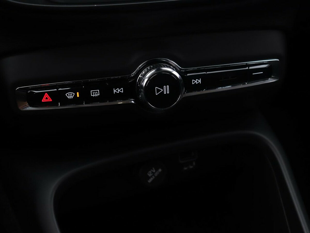 34674506 volvo xc40 1 5 t2 automaat r design look 99198e