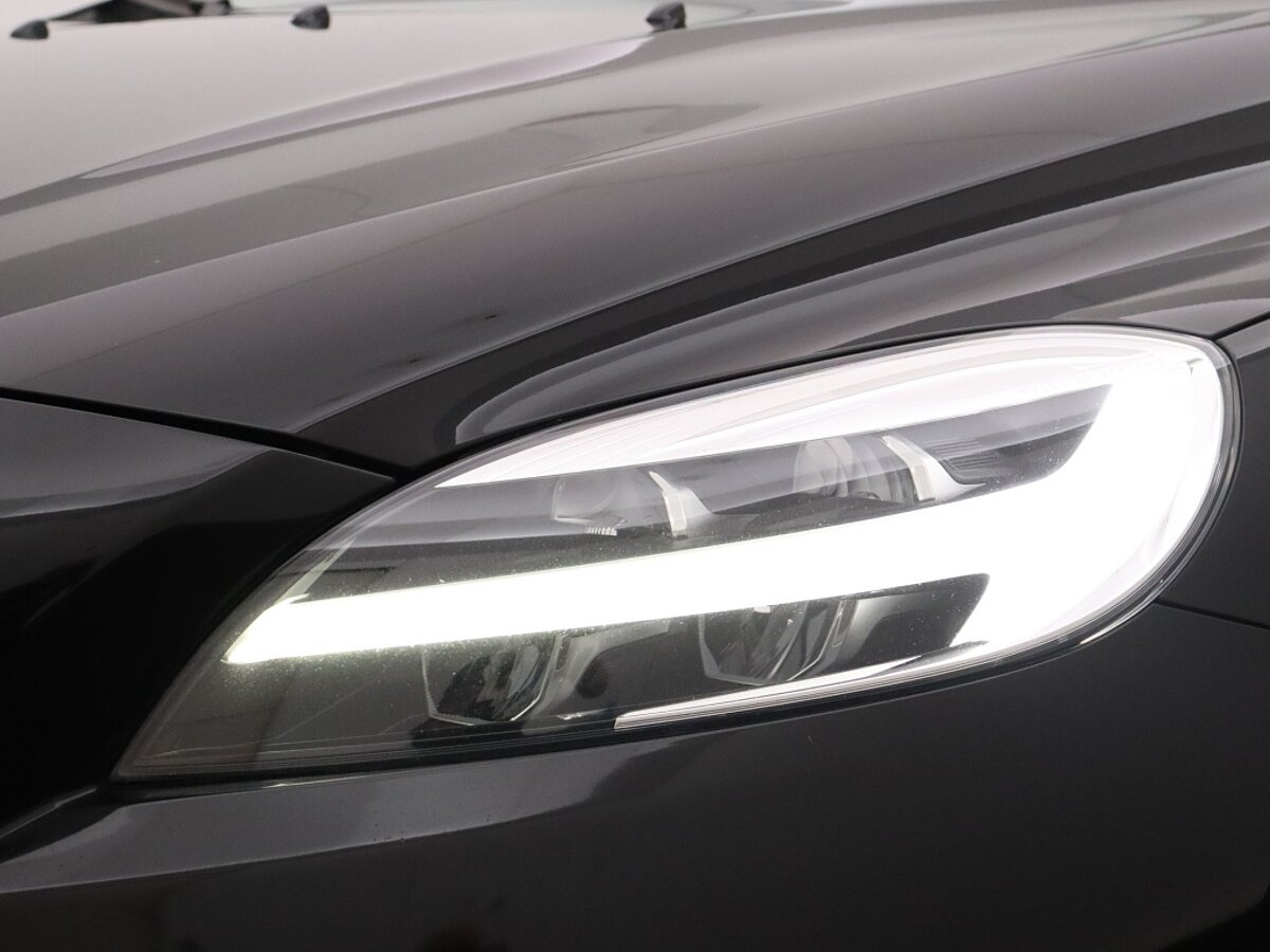 35701724 volvo v40 1 5 t2 polar 72