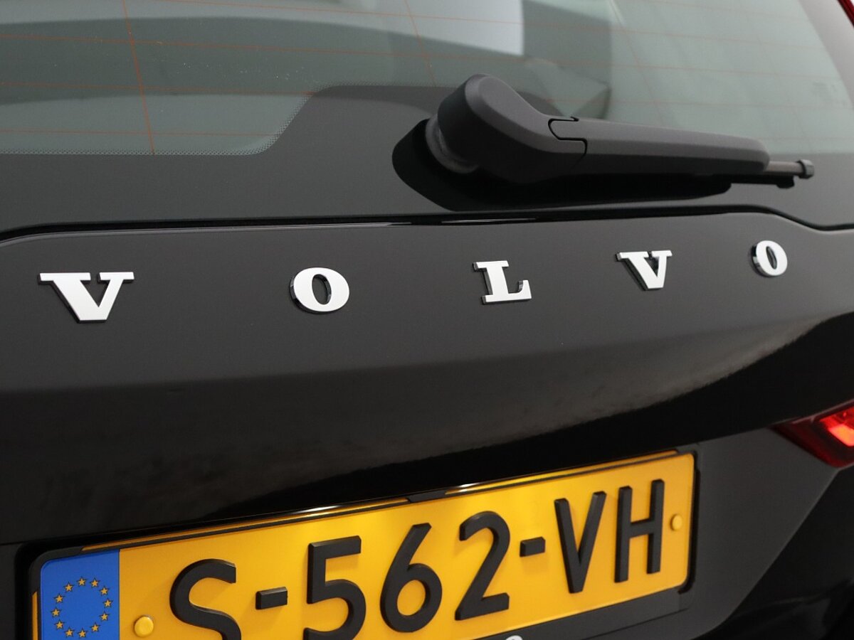35752167 volvo v60 2 0 b4 plus bright a8790c