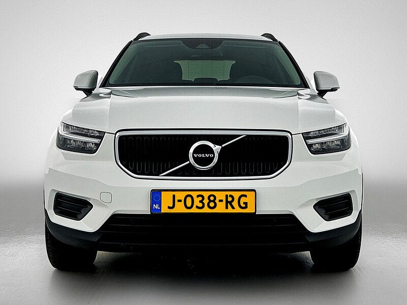 46251143 volvo xc40 1 5 t2 momentum core 6 05