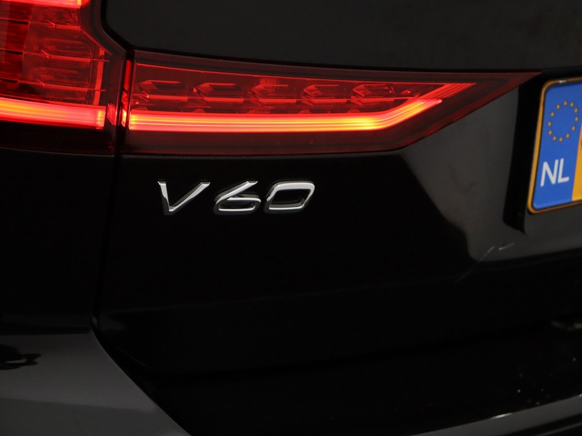 35511173 volvo v60 2 0 b4 plus bright 126a2d
