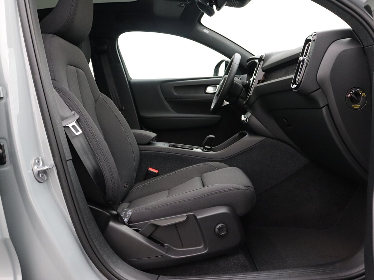 42792313 volvo c40 extended plus 82 kwh camera stoelverwarming getint glas cf4d43