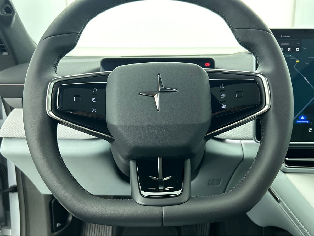 47870789 polestar 4 long rang dual motor pilot plus 100 kwh 67