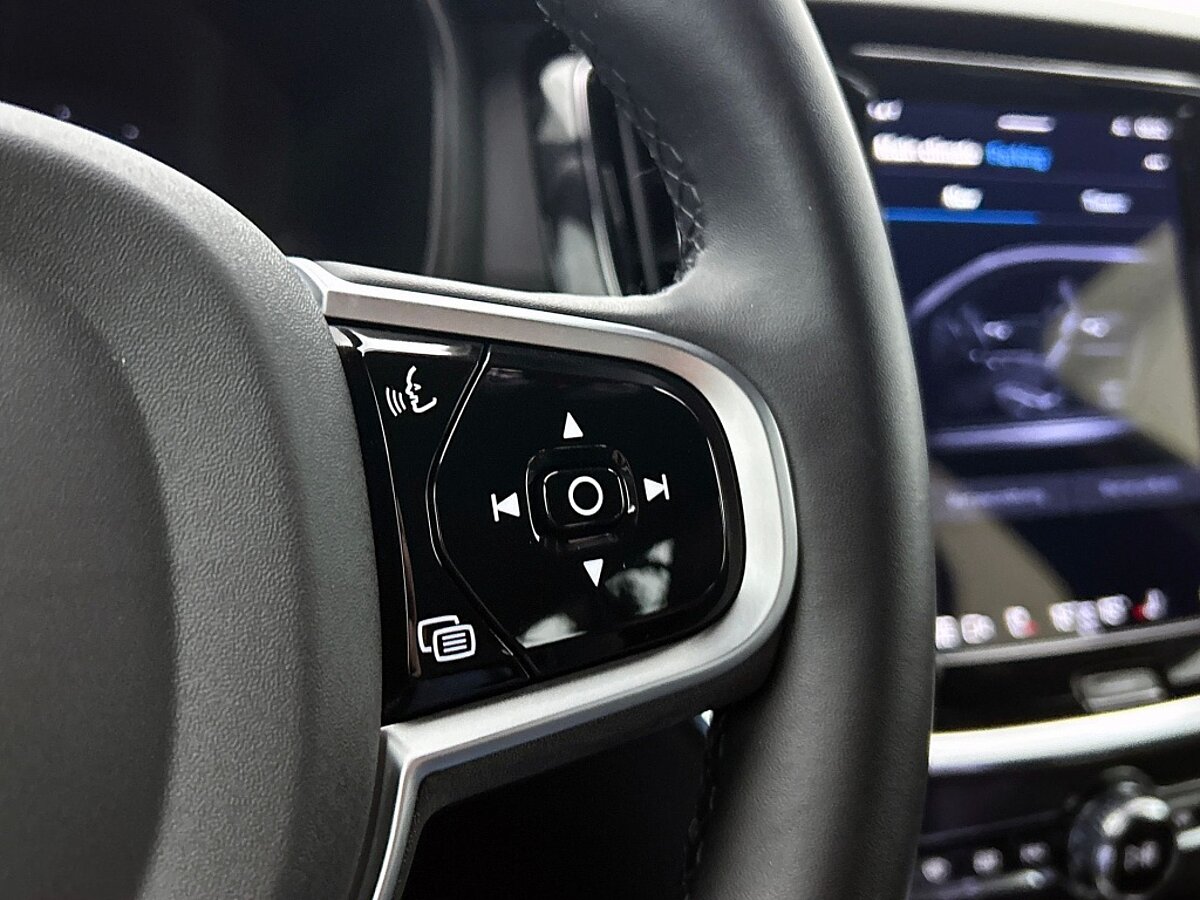 49833650 volvo v60 2 0 t6 awd plus dark trekhaak 360 camera harman kardon aud 87