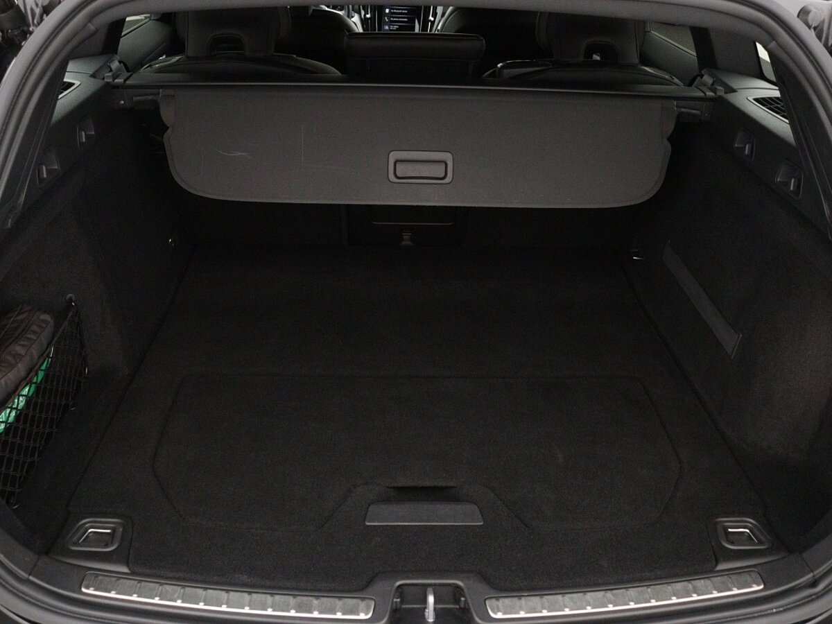34336335 volvo v60 2 0 t4 r design 63