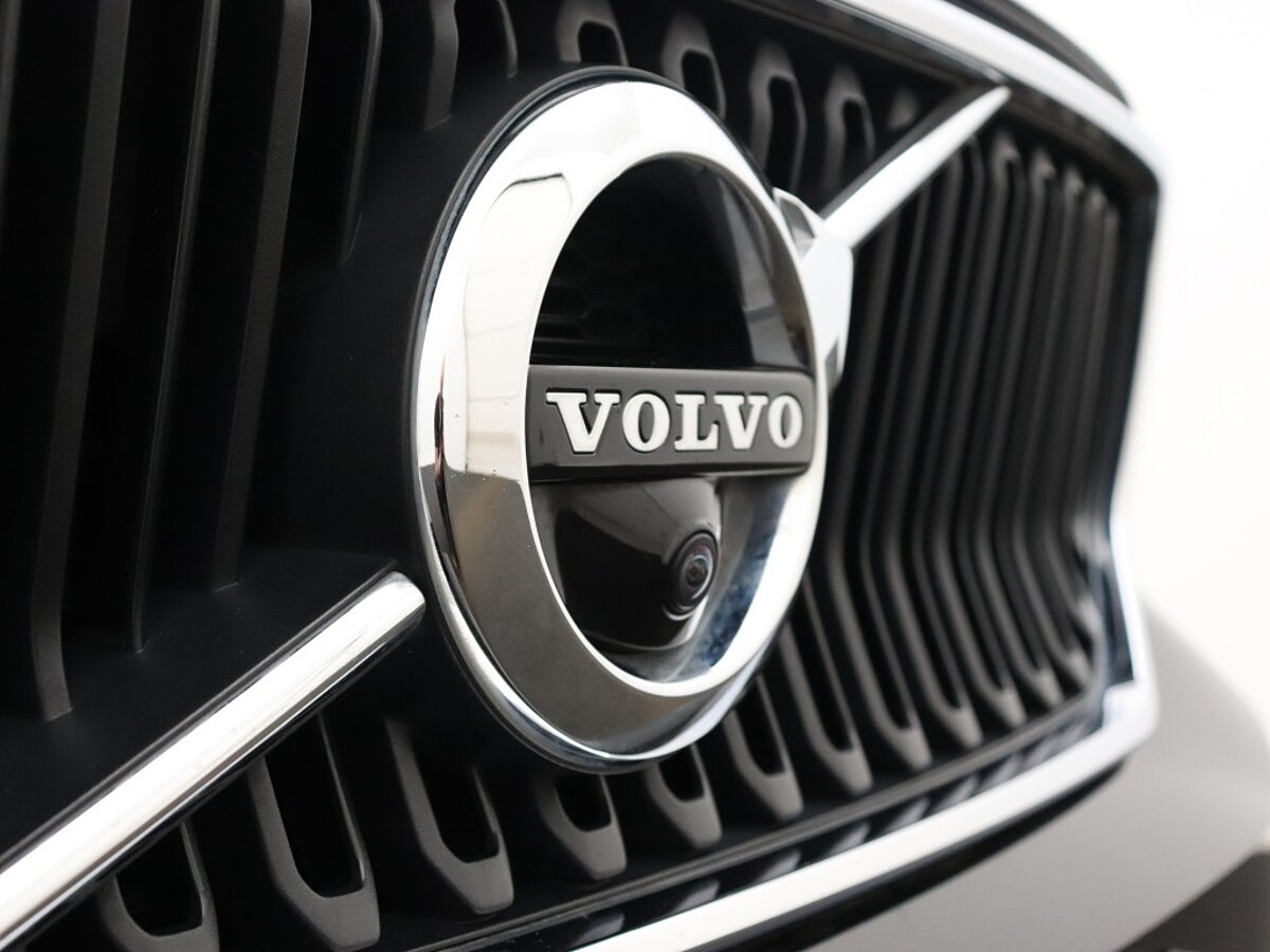 35574398 volvo xc40 1 5 t3 momentum pro 57