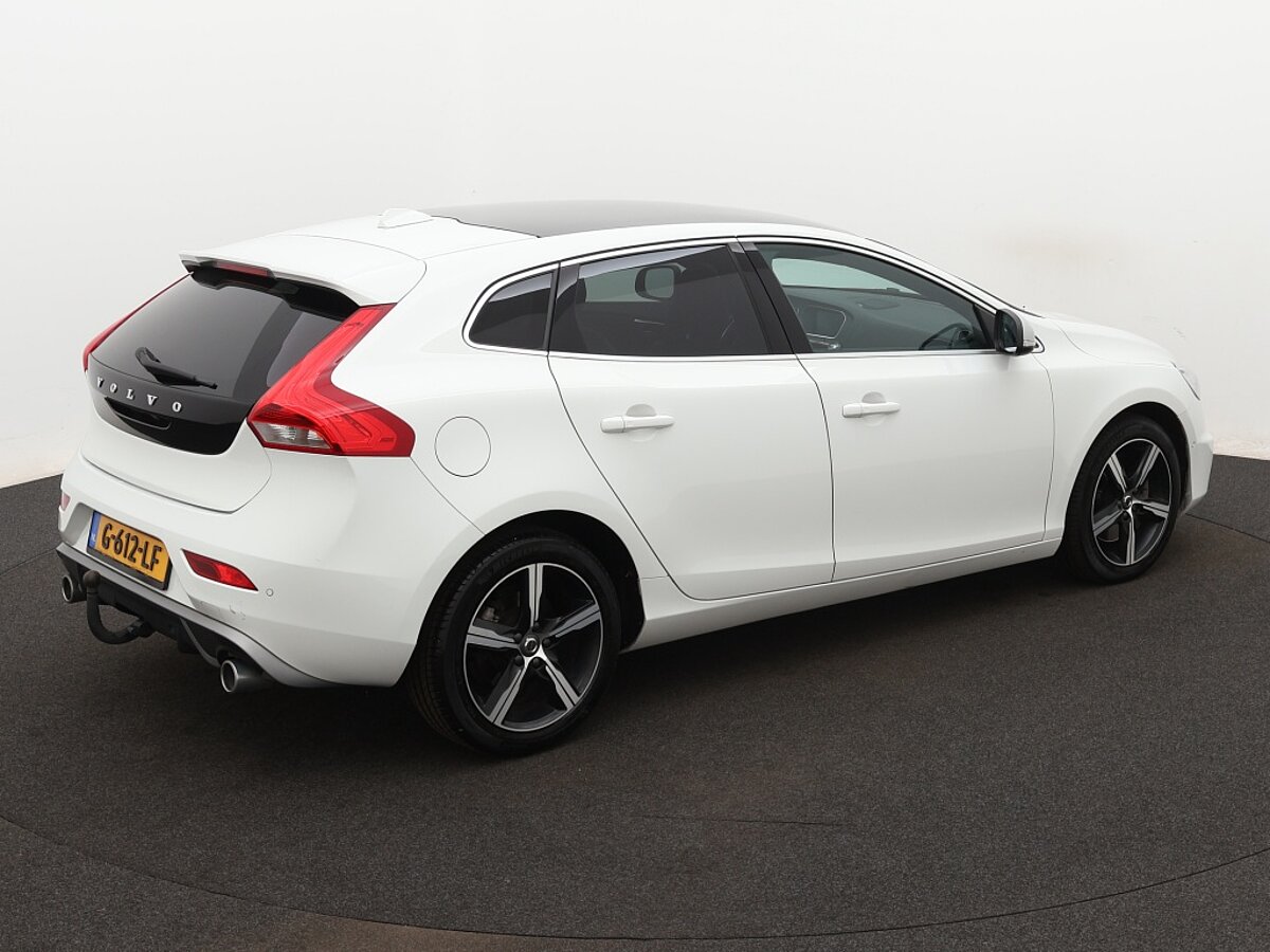 35952887 volvo v40 1 5 t3 polar sport 79