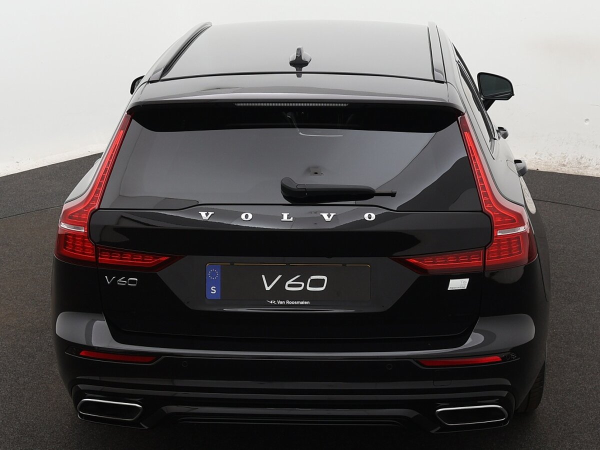 35014607 volvo v60 2 0 t6 recharge awd r design 9 01