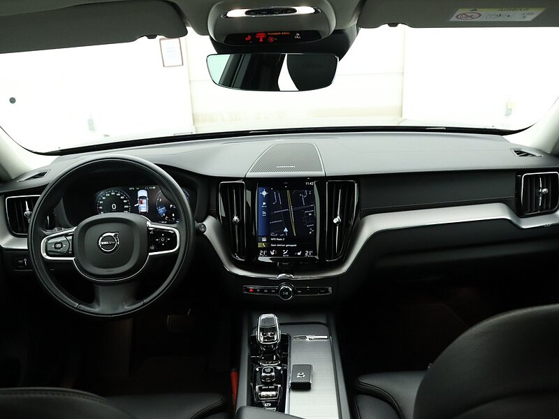 36110625 volvo xc60 2 0 b5 inscript 6 07