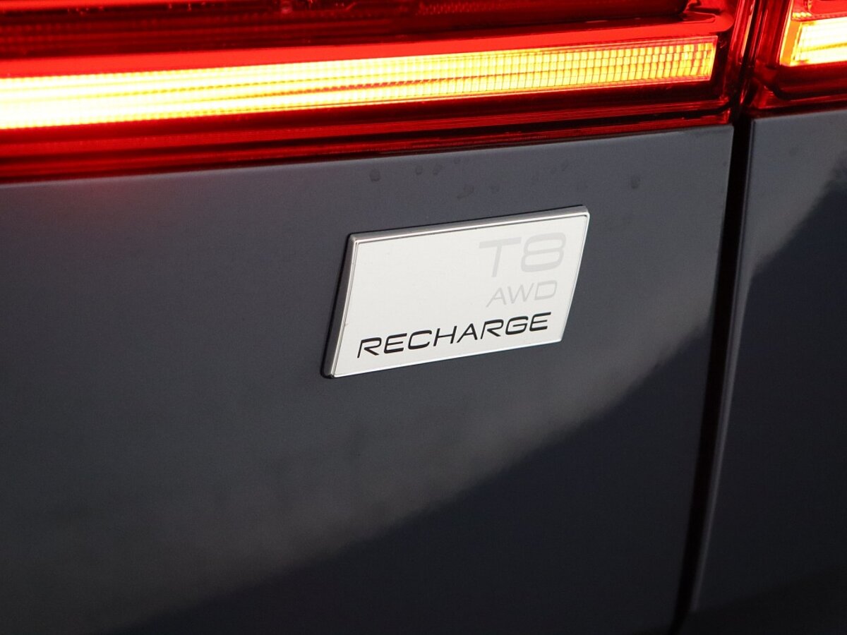 39276653 volvo xc60 2 0 t8 awd plus bright 5e6c87