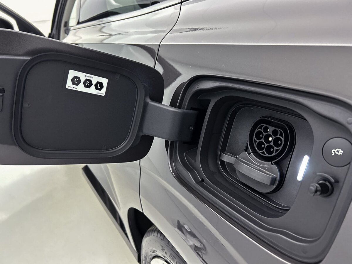45753127 volvo ex90 twin performance ultra 7p 111 kwh luchtvering pilot assist pac 24
